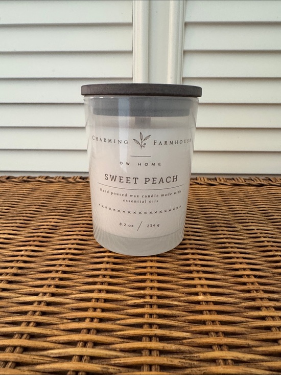 DW Home Other - DW Home Sweet Peach Scented Jar Candle